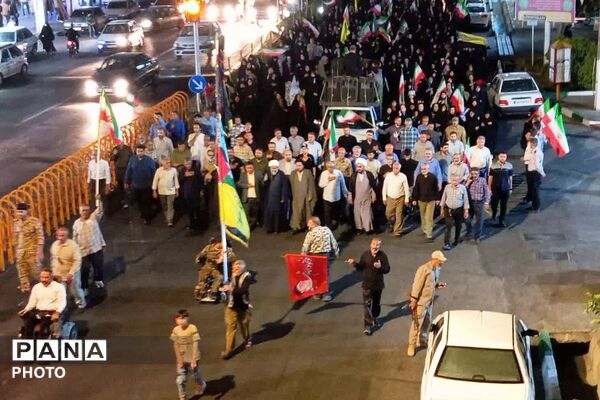 شور و حماسه مردمان شهرستان قرچک در صد و هفتمین شب از تجمعات مردمی