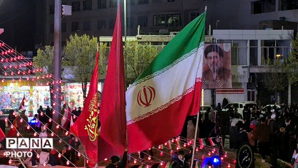 همایش دختران جان‌فدای آباده در میدان مقاومت