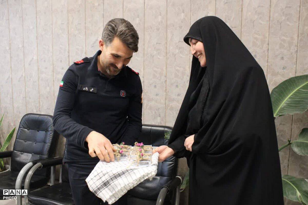 تقدیر و تشکر از نیروهای فداکار آتش نشان