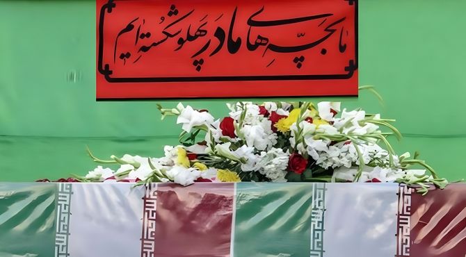 گرامیداشت هفته دفاع مقدس در دبیرستان شاهد مهر خرم‌آباد