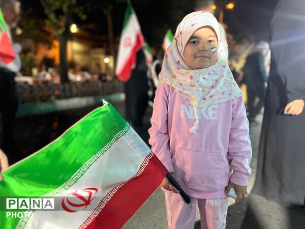 حضور کودکان در تجمعات مردمی کرج