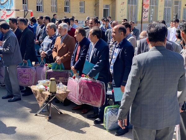  زنگ سپاس در هنرستان جلیل نصیرزاده آموزش و پرورش ناحیه یک