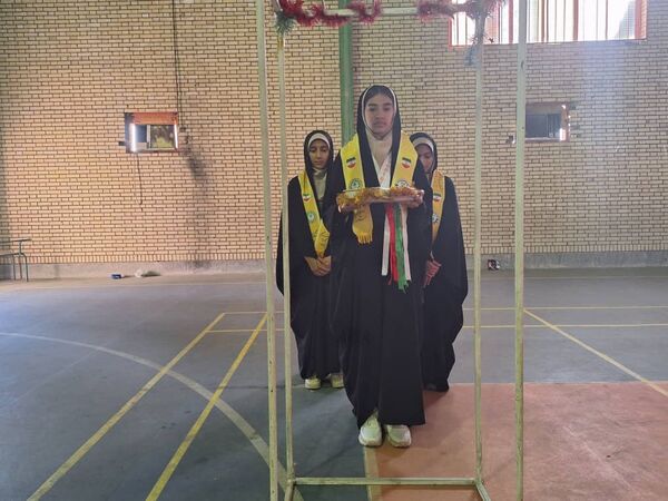 جشن پویایی و نشاط در مدرسه فاطمیه حاجی‌آباد