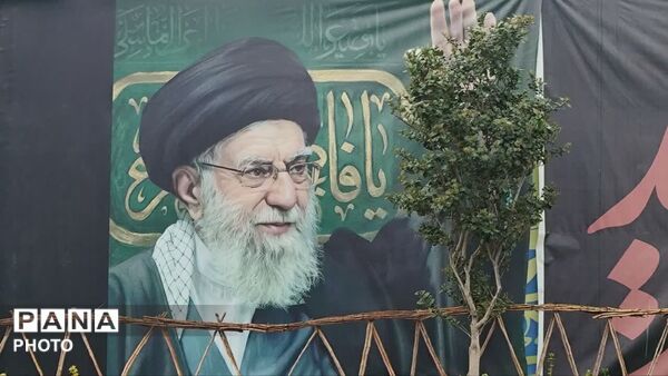 صدای مرگ بر استکبار در تهران طنین انداز شد