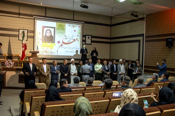 مراسم بزرگداشت روز معلم در جوانرود