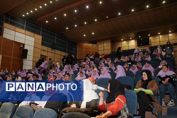 آیین گشایش بیست و ششمین جشنواره بین‌المللی قصه‌گویی مرحله استانی کانون استان اصفهان