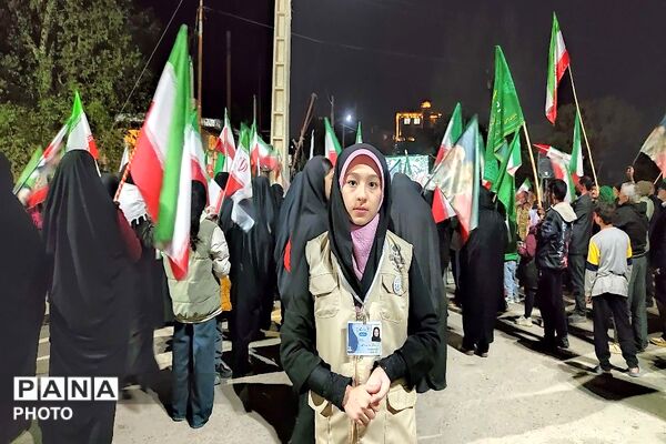 جهاد حضور در خیابان ادامه دارد