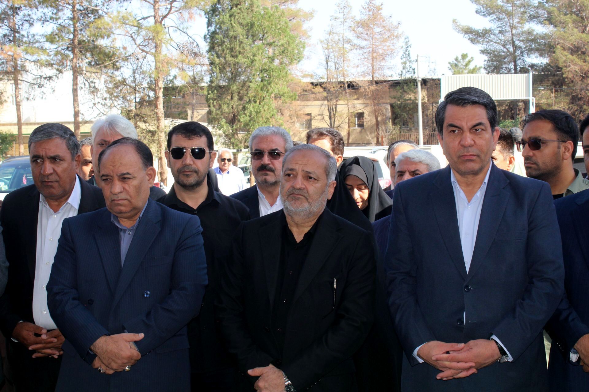 افتتاح دبستان پسرانه با حضور وزیر آموزش و پرورش