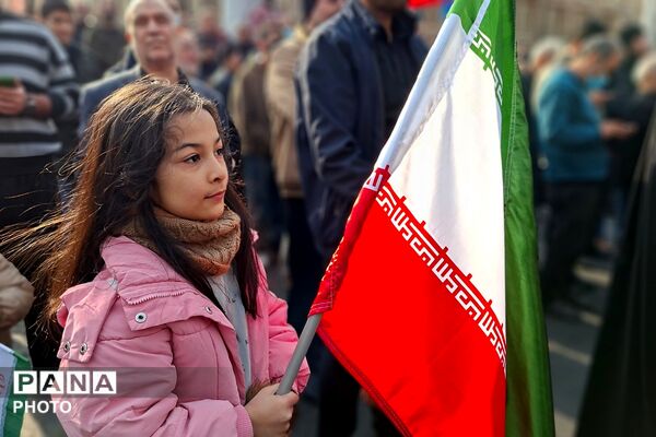 بیعت مردم قرچک با سومین رهبر نظام مقدس جمهوری اسلامی ایران
