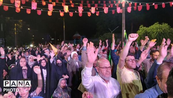 نود و سومین حضور پرشور مردم تویسرکانی در تجمع شبانه