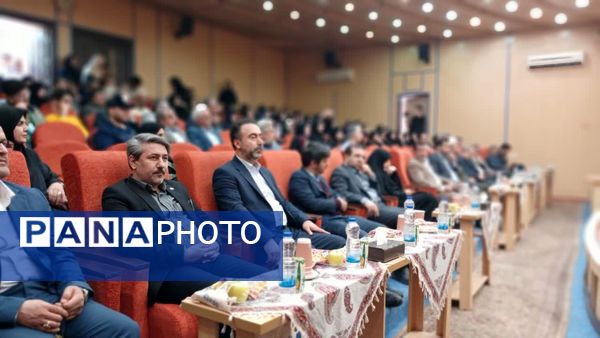 برگزاری اختتامیه کارسوق کشوری لیزر وفوتونیک در مرکز آموزش عالی امام خمینی(ره) محمدشهر کرج 