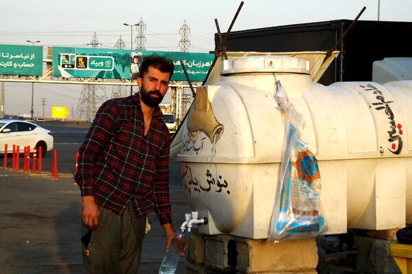 از نگاه معصوم کودک تا اشک پیرمرد؛ روایت عاشقی در موکب «عشاق‌الحسین»