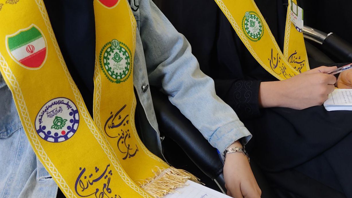 نشست خبری خبرنگاران پانا با معاونان آموزش و پرورش شهرستان کیار 