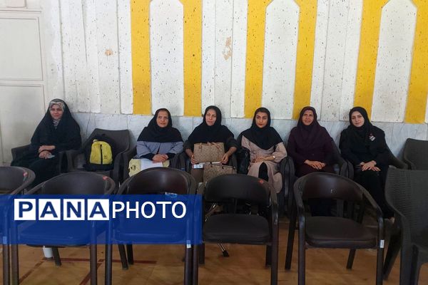 آیین افتتاحیه استانی مسابقات ورزشی درون مدرسه‌ای 