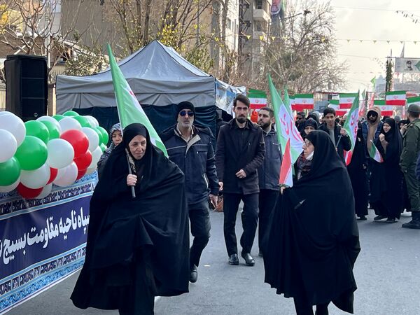 شور اسلامی در مسیر راهپیمایی تهران