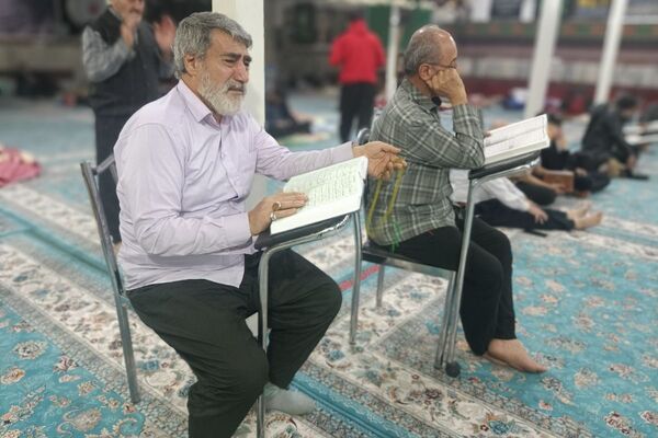 مراسم معنوی اعتکاف در مسجد اعظم حضرت ابوالفضل (ع) بهارستان دو