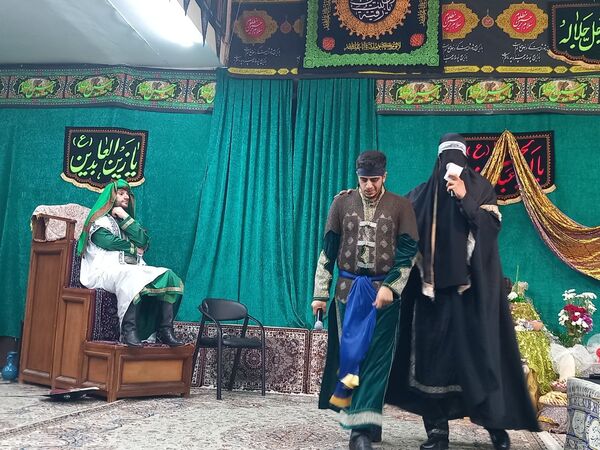 تعزیه‌خوانی تاسوعا در حسینیه موسی بن جعفر (ع)