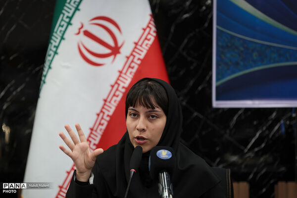 نشست خبری رئیس باشگاه دانش‌پژوهان جوان