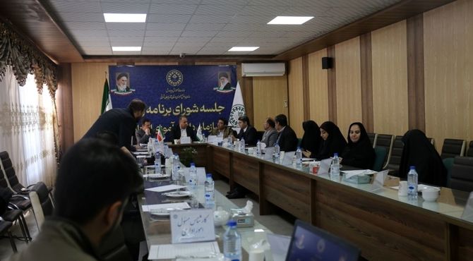 بررسی طرح‌های جدید تربیتی در جلسه شورای برنامه ریزی سازمان دانش‌آموزی آذربایجان شرقی