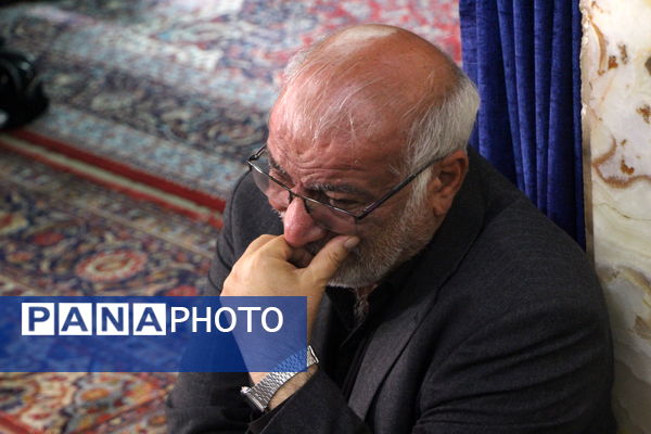 بزرگداشت شهدای مدافع وطن در یزد