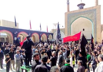 عزاداری عاشقان اباعبدالله الحسین( ع) در کربلای ایران
