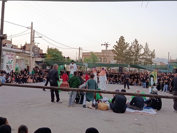 تعزیه خوانی روز عاشورا در دهستان رزق‌آباد