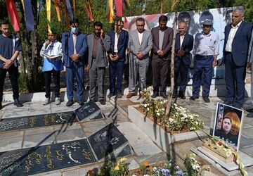 هفته سلامت با محوریت ایثار و شهادت در گلزار شهدای شهرکرد