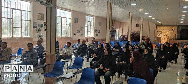 انجمن  اولیا و مربیان  هنرستان فنی شهید مدرس (ره) کاشمر