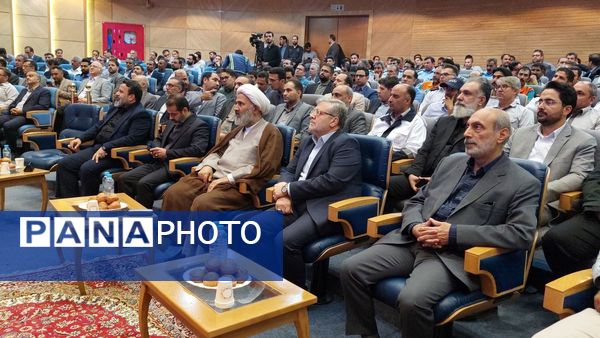 آیین شکرانه خدمت و تقدیر از دست اندرکاران و خدمتگزاران ستاد اربعین و دهه آخر صفر شهرداری مشهد مقدس 