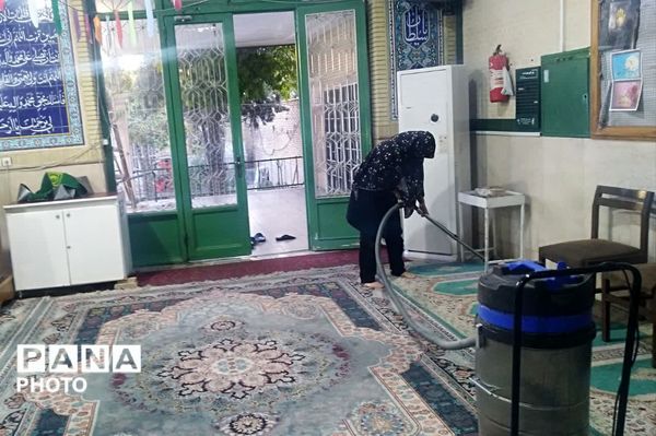 غبار‌روبی مساجد در آستانه ماه مبارک رمضان