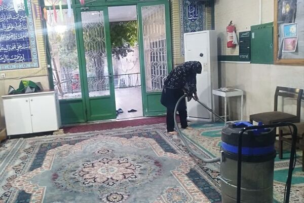 غبار‌روبی مساجد در آستانه ماه مبارک رمضان