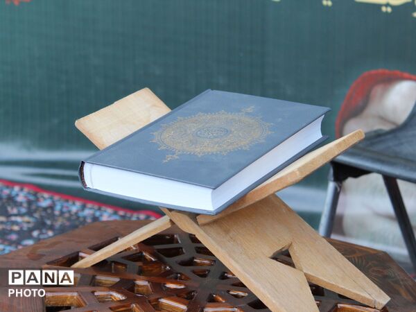 وزیر آموزش و پرورش در اولین سالگرد شهید محمد کاظمی در بهشت رضای مشهد
