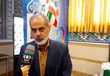 نواخته شدن زنگ پژوهش در دبیرستان شهیده‌ قضایی‌ قم