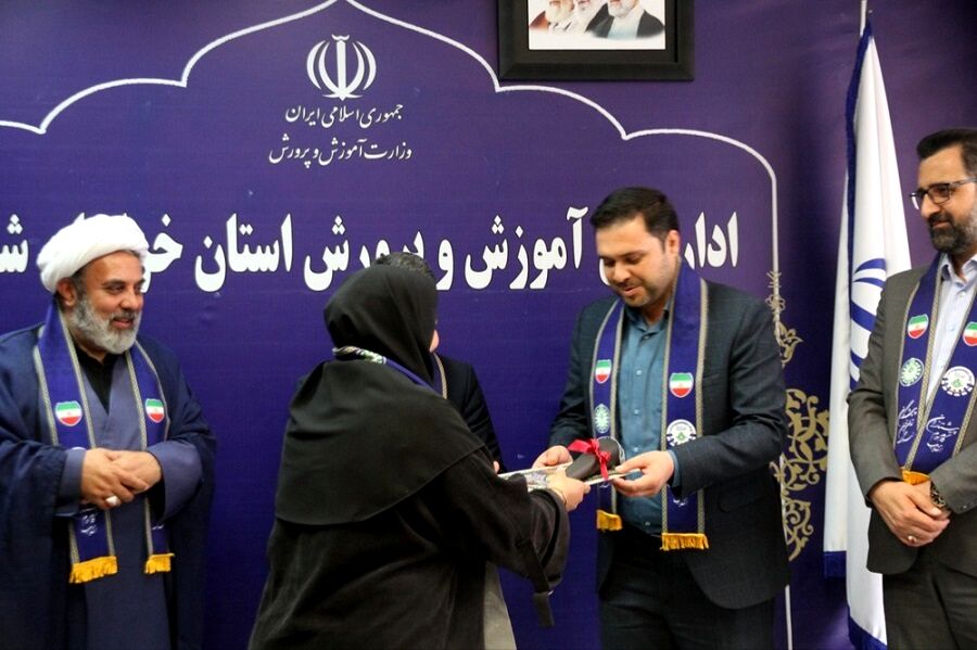 دیدار مدیرکل آموزش و پرورش خراسان شمالی با همکاران سازمان دانش‌آموزی استان و روسای سازمان دانش‌آموزی شهرستان ها