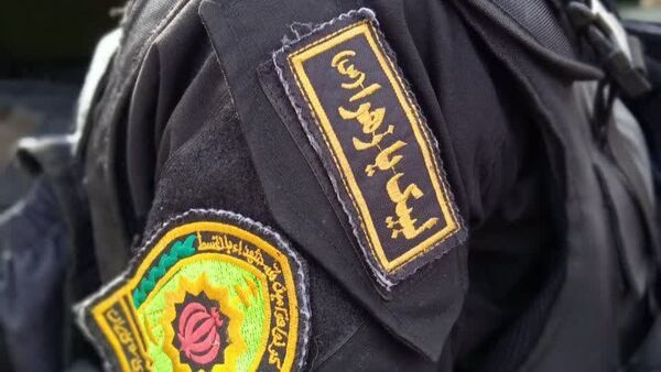 پیر و جوان، زن و مرد، همه آمدند