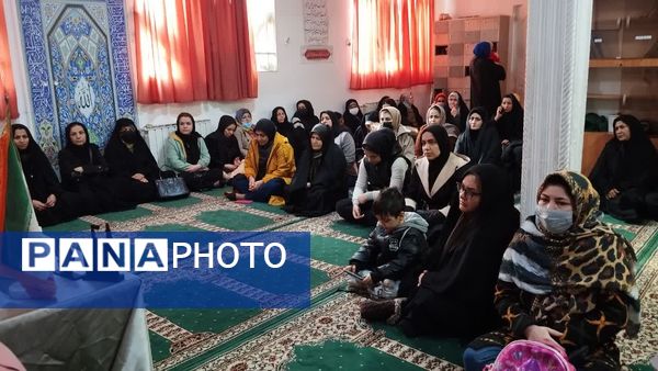  جلسه آموزش خانواده در مدرسه مهندس رحمانی فرد ناحیه یک مشهد مقدس