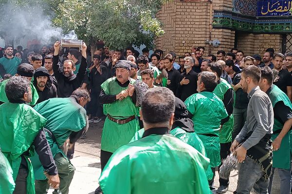 عزاداری مردم کرمانشاه در تاسوعای حسینی