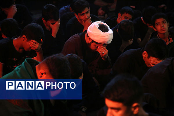 محفل عزاداری نوجوانان فاطمی در دهه اول محرم الحرام
