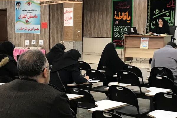 کارگاه تخصصی مشاوران مدارس متوسطه اول و دوم و هنرستان‌های غیر دولتی در ناحیه2 شهرری 