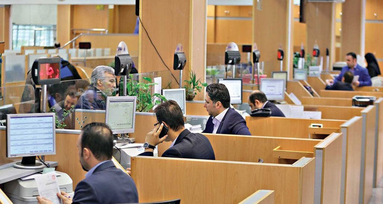  ادامه مسیر برخورد با بانک‌های ناتراز با تداوم پیگیری وزارت اقتصاد منجر به مهار تورم خواهد شد