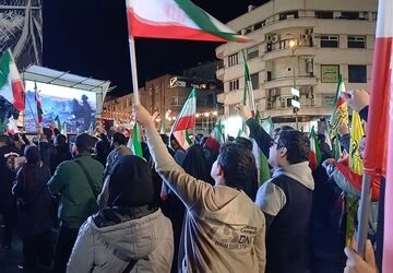 مراسم چهلم شهادت مقام معظم رهبری در میدان انقلاب
