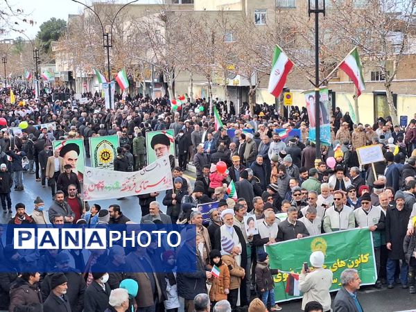 حماسه حضور مردم کاشمر در ۲۲ بهمن از قاب پانا