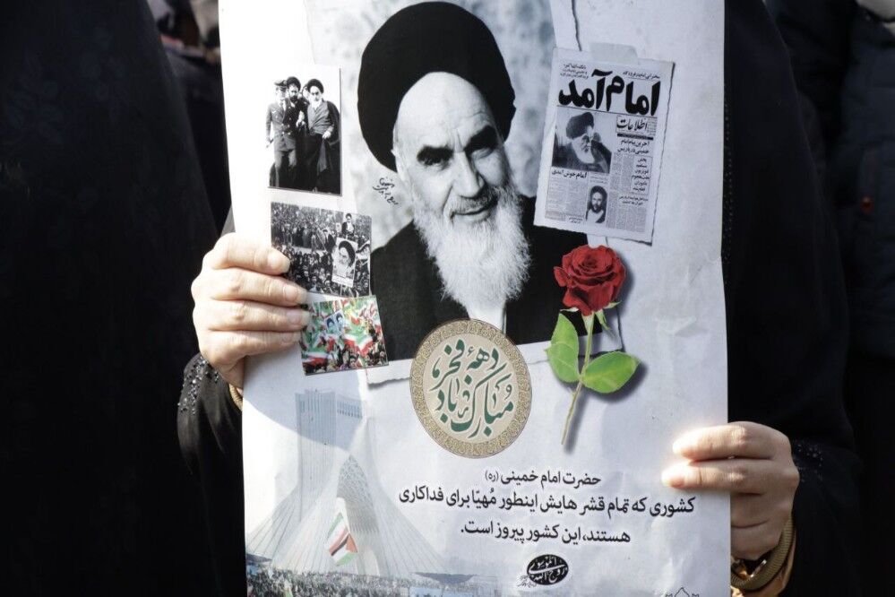 راهپیمایی ۲۲ بهمن در شهرستان پاکدشت 