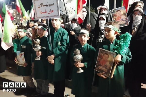 کوچک‌ترین جانفدایان در میدان اقتدار