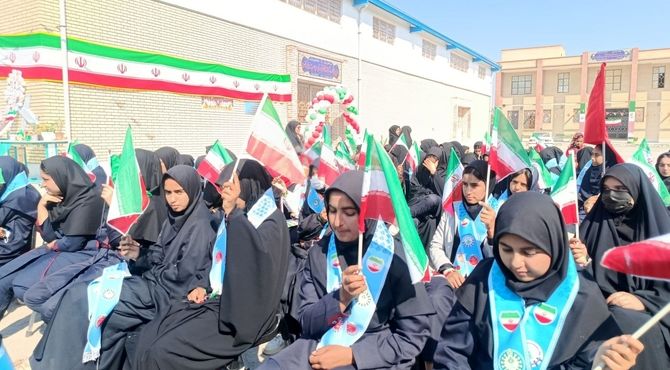 همایش «یاوران انقلاب» در مجتمع عشایری دخترانه کهنوج