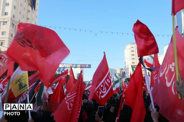تشییع رهبر شهید در مشهد