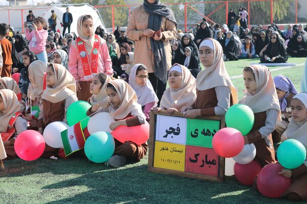 دهه فجر، سرآغاز بازگشت باشکوه بزرگ مرد تاریخ