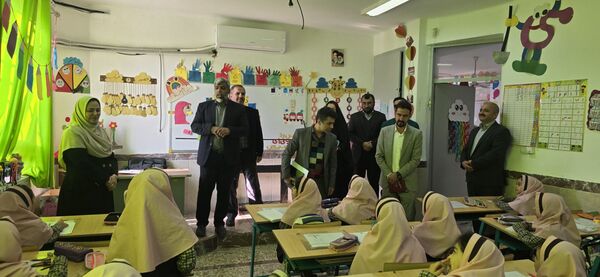 بازدید میدانی رئیس ستاد شاهد استان از دبستان شاهد شهدای دانش‌آموز کردکوی