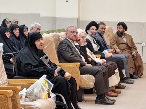 مراسم افتتاحیه مدرسه خیرساز شهیدان بارفروش در کاشان
