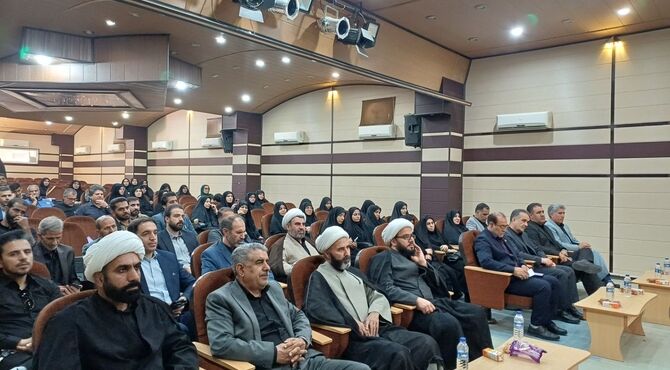 تکریم فرهنگیان و دانش‌ آموزان فعال قرآنی لرستان